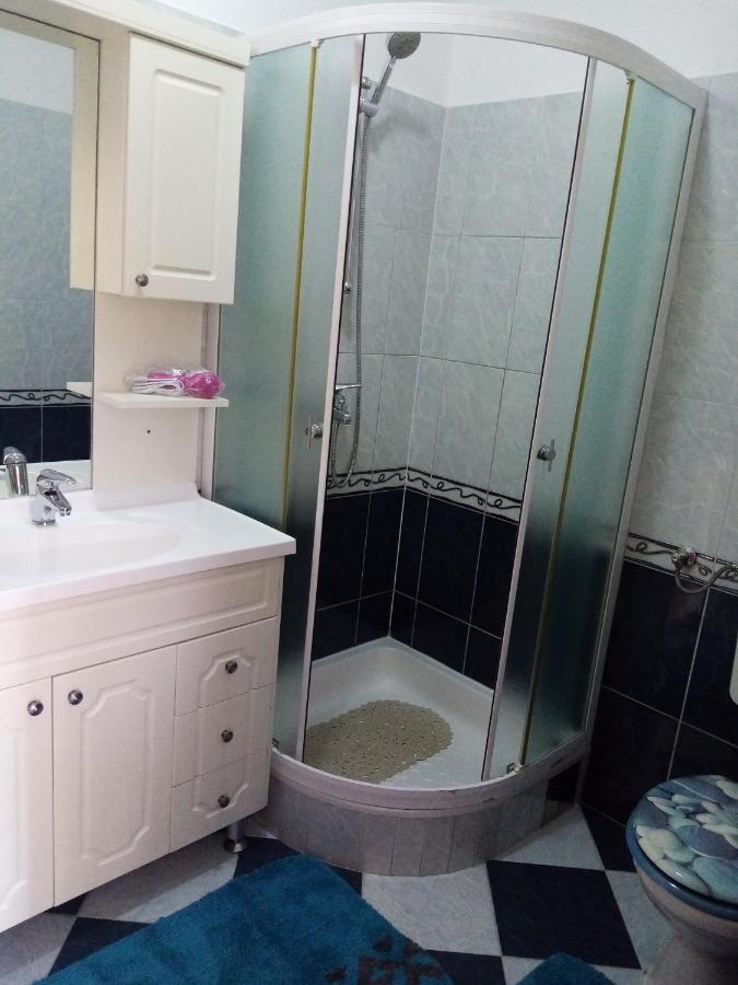 Apartment Andric Kaštela Buitenkant foto