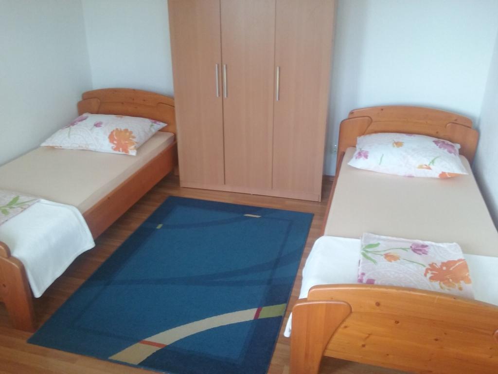 Apartment Andric Kaštela Buitenkant foto