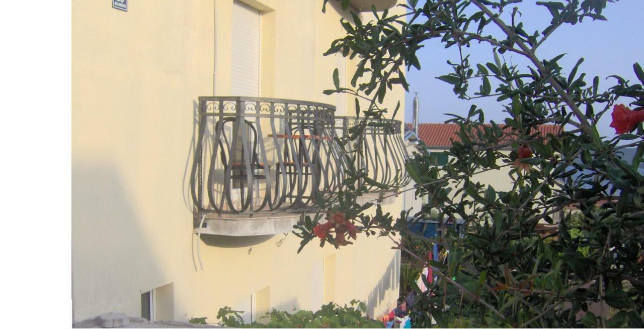 Apartment Andric Kaštela Buitenkant foto